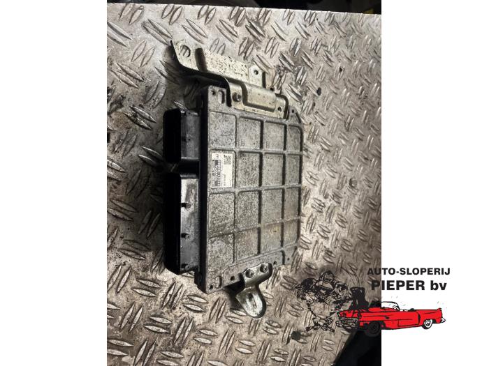 Dator, motorstyrning från en Toyota Yaris II (P9) 1.33 16V Dual VVT-I 2009