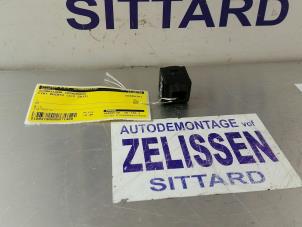 Begagnade Brytare (diverse) Fiat Ducato (250) 3.0 D 177 MultiJet II Power Pris € 15,75 Marginaltabell erbjuds av Zelissen V.O.F. autodemontage