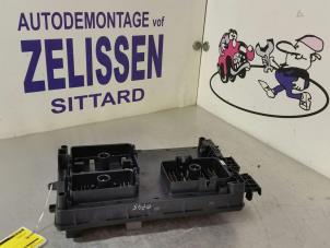 Begagnade Säkringsbox Opel Insignia Sports Tourer 1.6 CDTI 16V 136 Pris € 131,25 Marginaltabell erbjuds av Zelissen V.O.F. autodemontage