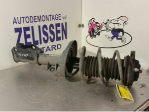 Begagnade Stötdämparstång, vänster fram Opel Astra K Sports Tourer 1.0 Turbo 12V Pris € 94,50 Marginaltabell erbjuds av Zelissen V.O.F. autodemontage