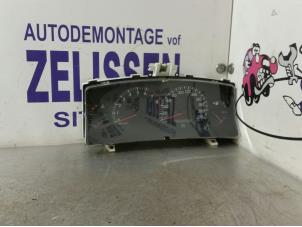 Używane Instrukcja Toyota Corolla (E12) 1.6 16V VVT-i Cena € 47,25 Procedura marży oferowane przez Zelissen V.O.F. autodemontage