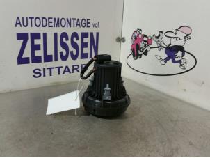 Gebruikte Secundaire Pomp BMW 7 serie (E65/E66/E67) 735i,Li 3.6 V8 32V Prijs € 131,25 Margeregeling aangeboden door Zelissen V.O.F. autodemontage