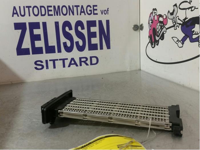 Värmeelement från en Vauxhall Movano Combi 2.3 BiTurbo 16V FWD 2017