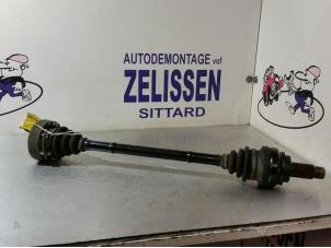 Gebruikte Steekas rechts-achter BMW X1 (E84) sDrive 18d 2.0 16V Prijs € 105,00 Margeregeling aangeboden door Zelissen V.O.F. autodemontage