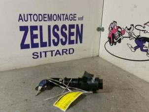 Gebruikte Kontaktslot + Sleutel Lancia Ypsilon (843) 1.2 Prijs € 36,75 Margeregeling aangeboden door Zelissen V.O.F. autodemontage