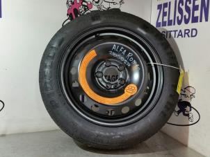 Gebruikte Reservewiel Alfa Romeo 147 (937) 1.6 HP Twin Spark 16V Prijs € 52,50 Margeregeling aangeboden door Zelissen V.O.F. autodemontage