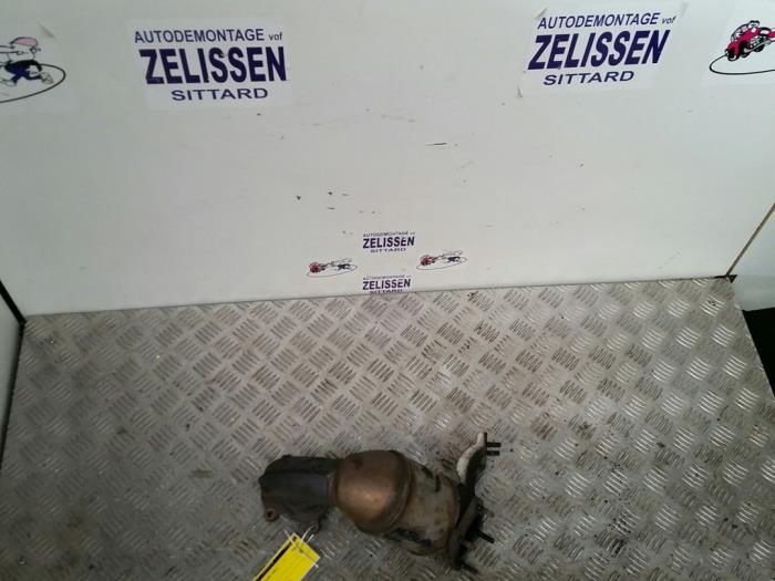 Katalytisk avgasrenare från en Mitsubishi Carisma 2001