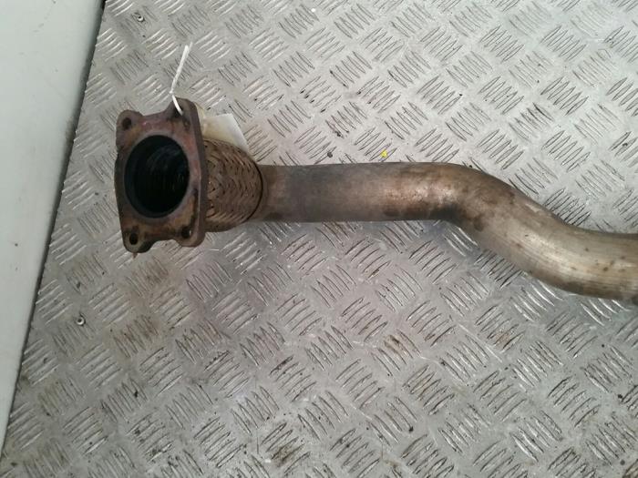 Katalytisk avgasrenare från en Mitsubishi Carisma 2001