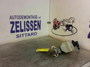 Gebruikte Hoofdremcilinder Renault Scénic I (JA) 2.0 16V RX4 Prijs € 31,50 Margeregeling aangeboden door Zelissen V.O.F. autodemontage