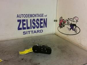 Begagnade Ljusbrytare Hyundai i10 (F5) 1.1i 12V Pris € 36,75 Marginaltabell erbjuds av Zelissen V.O.F. autodemontage