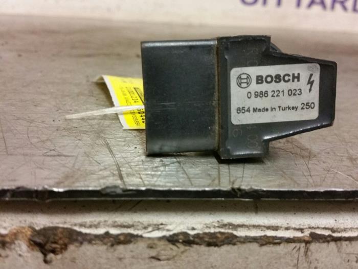 Tändspole från en Volkswagen Polo IV (9N1/2/3) 1.2 12V 2002