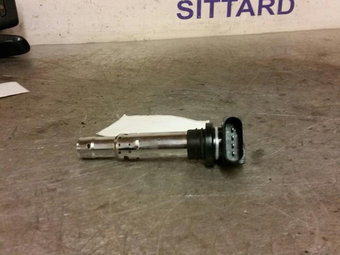Tändspole från en Volkswagen Polo IV (9N1/2/3) 1.2 12V 2002