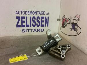 Gebruikte Motorrubber Fiat Doblo Cargo (223) 1.3 D 16V Multijet Prijs € 36,75 Margeregeling aangeboden door Zelissen V.O.F. autodemontage