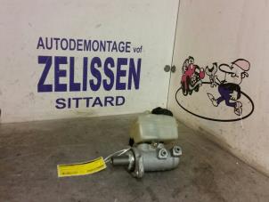 Begagnade Huvudcylinder Mercedes A (W168) 1.4 A-140 Pris € 52,50 Marginaltabell erbjuds av Zelissen V.O.F. autodemontage
