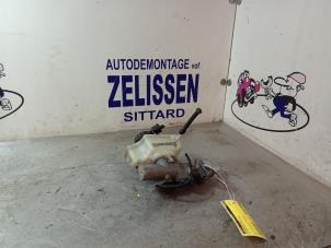 Begagnade Huvudcylinder Volkswagen Golf Plus (5M1/1KP) 1.6 Pris € 31,50 Marginaltabell erbjuds av Zelissen V.O.F. autodemontage