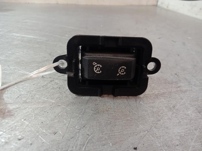 Tempomaat Bediening van een Renault Megane III Grandtour (KZ) 1.4 16V TCe 130 2010