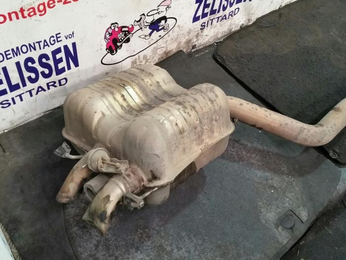 Avgassystem (komplett) från en BMW 7 serie (E65/E66/E67) 730d,Ld 3.0 24V 2006