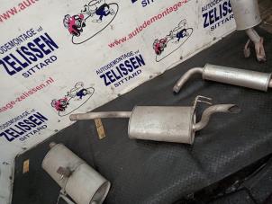 Begagnade Ljuddämpare, mitten Ford Fiesta 6 (JA8) 1.25 16V Pris € 42,00 Marginaltabell erbjuds av Zelissen V.O.F. autodemontage