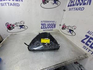 Begagnade Instrumentpanel Mercedes C (W203) 1.8 C-180K 16V Pris € 78,75 Marginaltabell erbjuds av Zelissen V.O.F. autodemontage