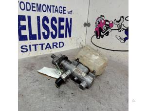Gebruikte Hoofdremcilinder Mercedes ML I (163) 270 2.7 CDI 20V Prijs € 47,25 Margeregeling aangeboden door Zelissen V.O.F. autodemontage
