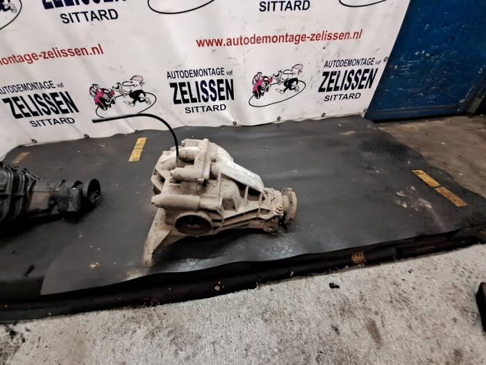 Bakre differential från en Mercedes-Benz ML I (163) 270 2.7 CDI 20V 2005