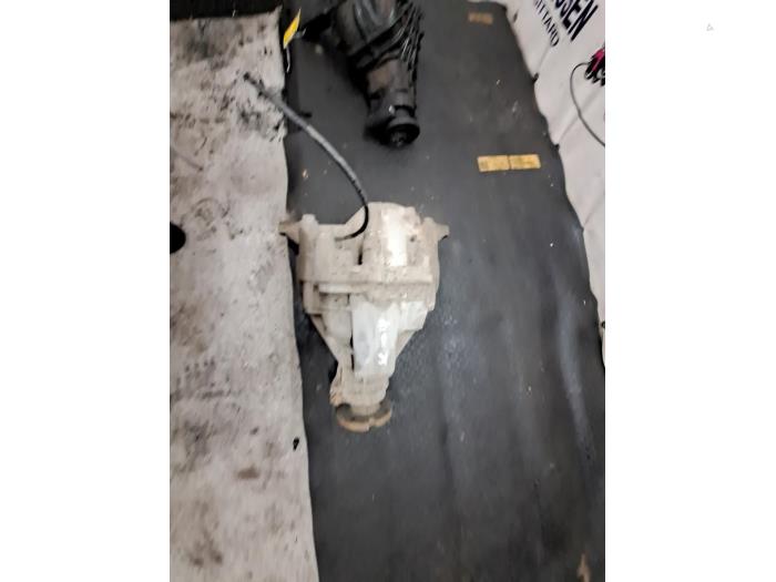 Bakre differential från en Mercedes-Benz ML I (163) 270 2.7 CDI 20V 2005