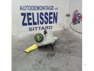 Begagnade Huvudcylinder Mercedes B (W245) 1.7 B-170 16V Pris € 31,50 Marginaltabell erbjuds av Zelissen V.O.F. autodemontage