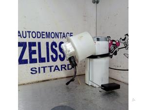 Begagnade Bensinpump Landrover Freelander Hard Top 2.5 V-6 Pris € 131,25 Marginaltabell erbjuds av Zelissen V.O.F. autodemontage