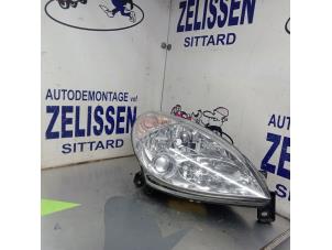 Gebruikte Koplamp rechts Citroen Xsara Picasso (CH) 1.8 16V Prijs € 42,00 Margeregeling aangeboden door Zelissen V.O.F. autodemontage