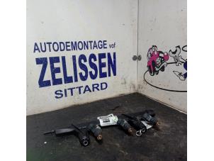 Gebruikte Injector brug Citroen C3 (SC) 1.2 VTi 82 12V Prijs € 78,75 Margeregeling aangeboden door Zelissen V.O.F. autodemontage