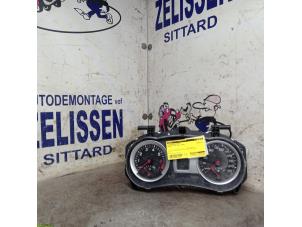Gebruikte Instrumentenpaneel Renault Clio III (BR/CR) 1.6 16V Prijs € 99,75 Margeregeling aangeboden door Zelissen V.O.F. autodemontage