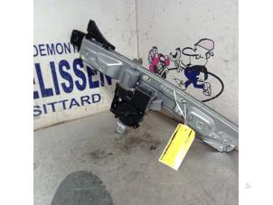 Gebruikte Ruitmechaniek 4Deurs rechts-achter Opel Insignia Sports Tourer 1.6 Turbo 16V Ecotec Prijs € 78,75 Margeregeling aangeboden door Zelissen V.O.F. autodemontage