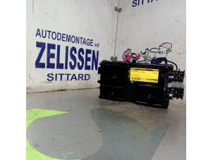 Begagnade Säkringsbox Opel Insignia Sports Tourer 1.6 Turbo 16V Ecotec Pris € 105,00 Marginaltabell erbjuds av Zelissen V.O.F. autodemontage