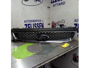 Begagnade Grill Ford Focus 2 Wagon 1.6 16V Pris € 31,50 Marginaltabell erbjuds av Zelissen V.O.F. autodemontage