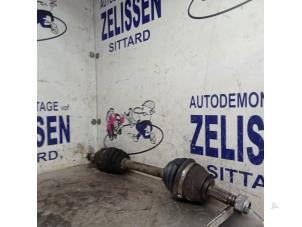 Używane Os napedowa lewy przód Alfa Romeo MiTo (955) 1.3 JTDm 16V Eco Cena € 63,00 Procedura marży oferowane przez Zelissen V.O.F. autodemontage