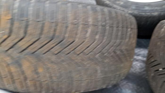 Zestaw felg sportowych + opony zimowe z Audi A4 Cabriolet (B6) 3.0 V6 30V Quattro 2003