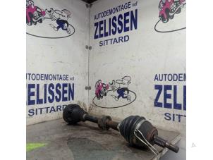 Gebruikte Cardanas links-voor (VWA) Volkswagen New Beetle (9C1/9G1) 1.6 Prijs € 52,50 Margeregeling aangeboden door Zelissen V.O.F. autodemontage