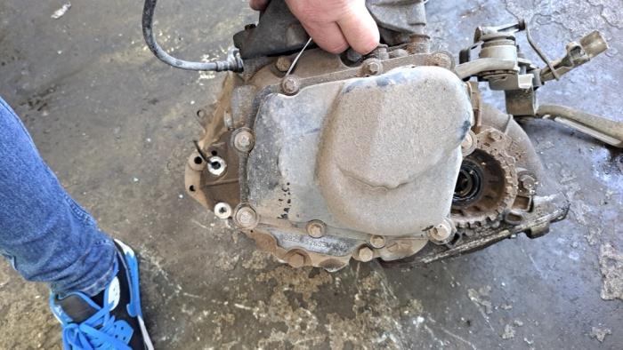 Växellåda från en Opel Combo (Corsa C) 1.3 CDTI 16V 2008