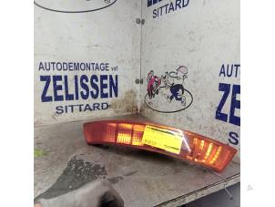 Begagnade Indikator, höger Renault Trafic New (FL) 1.9 dCi 82 16V Pris € 26,25 Marginaltabell erbjuds av Zelissen V.O.F. autodemontage