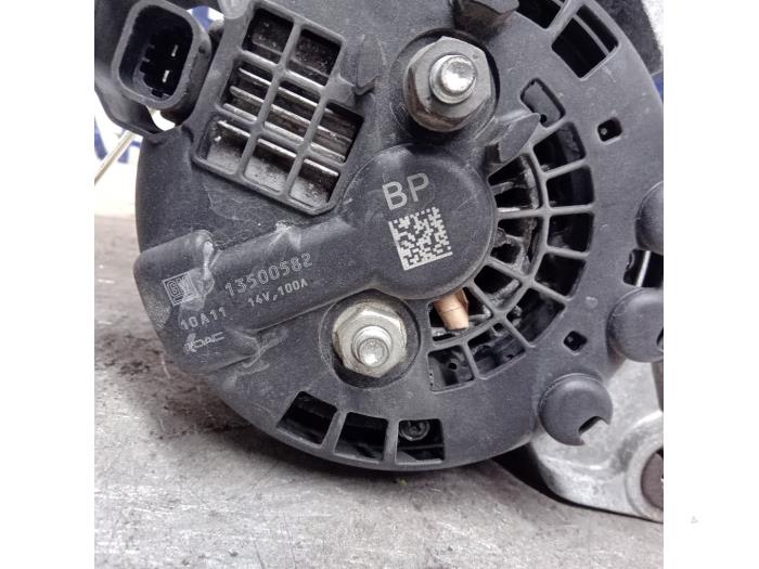 Dynamo från en Opel Astra J Sports Tourer (PD8/PE8/PF8) 1.4 16V ecoFLEX 2010