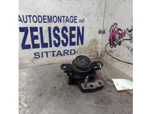 Begagnade Motorfäste Toyota Aygo (B40) 1.0 12V VVT-i Pris € 36,75 Marginaltabell erbjuds av Zelissen V.O.F. autodemontage