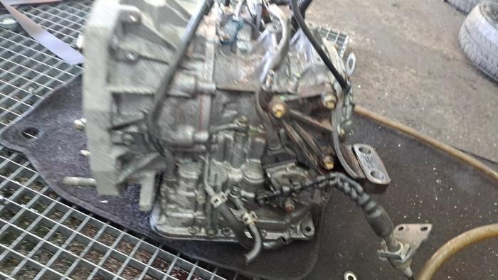 Versnellingsbak van een Suzuki Wagon-R+ (RB) 1.3 16V VVT 2005