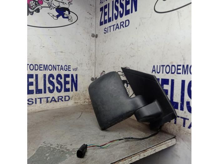 Skärmspegel, höger från en Ford Transit Connect 1.8 TDCi 90 2007