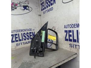 Begagnade Skärmspegel, höger Ford Transit Connect 1.8 TDCi 90 Pris € 57,75 Marginaltabell erbjuds av Zelissen V.O.F. autodemontage