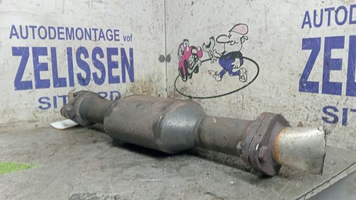 Katalytisk avgasrenare från en Mitsubishi Carisma 1.8 GDI 16V 1998