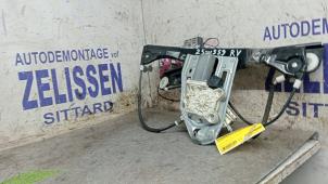 Begagnade Fönstermekanism, 4-dörrars, höger fram Mercedes C Combi (S203) 2.2 C-220 CDI 16V Pris € 52,50 Marginaltabell erbjuds av Zelissen V.O.F. autodemontage