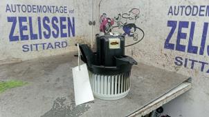 Begagnade Fläktmotor för uppvärmning och ventilation Jeep Compass II (MP) 1.3 T4 150 16V Pris € 152,25 Marginaltabell erbjuds av Zelissen V.O.F. autodemontage