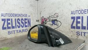 Gebruikte Spiegel Buiten links Opel Insignia 2.0 CDTI 16V 130 Ecotec Prijs € 99,75 Margeregeling aangeboden door Zelissen V.O.F. autodemontage
