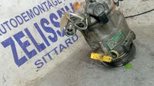 Używane Pompa klimatyzacji Peugeot 607 (9D/U) 2.7 HDi V6 24V Cena € 78,75 Procedura marży oferowane przez Zelissen V.O.F. autodemontage