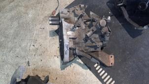 Gebruikte Versnellingsbak Suzuki Splash 1.0 12V Prijs € 498,75 Margeregeling aangeboden door Zelissen V.O.F. autodemontage